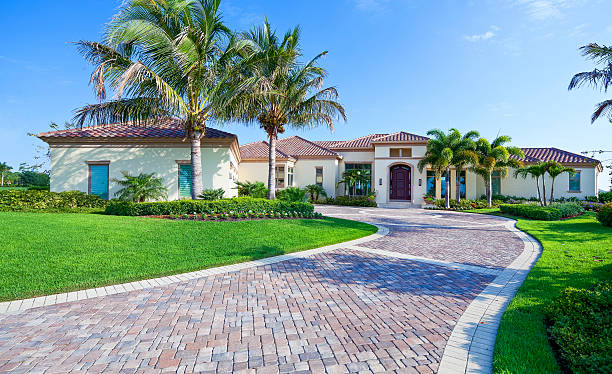 Best Local Driveway Pavers  in Glasgow, MO